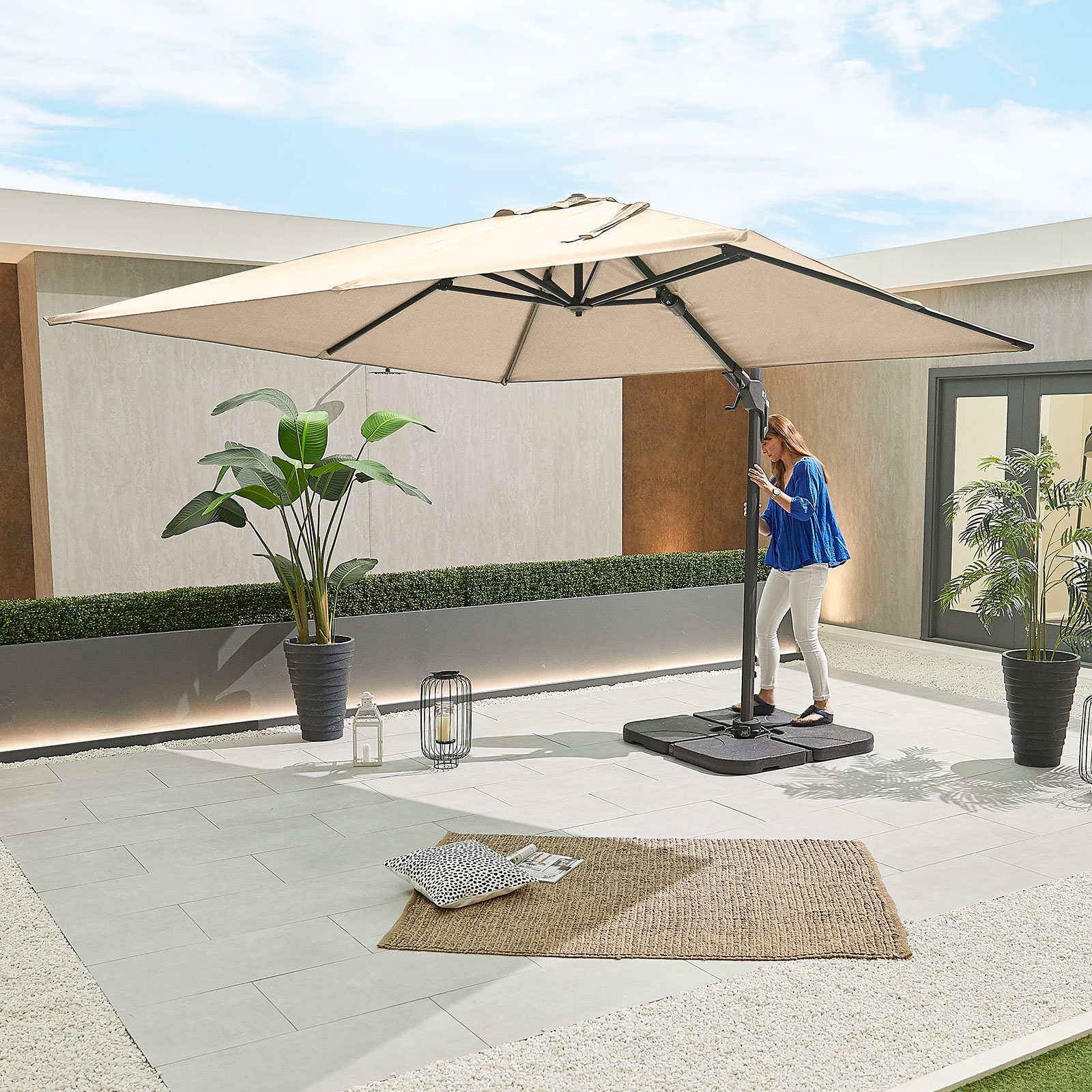 Nova - Genesis Grey Frame Cantilever Parasol - 3m Square - Beige thumbnail 5