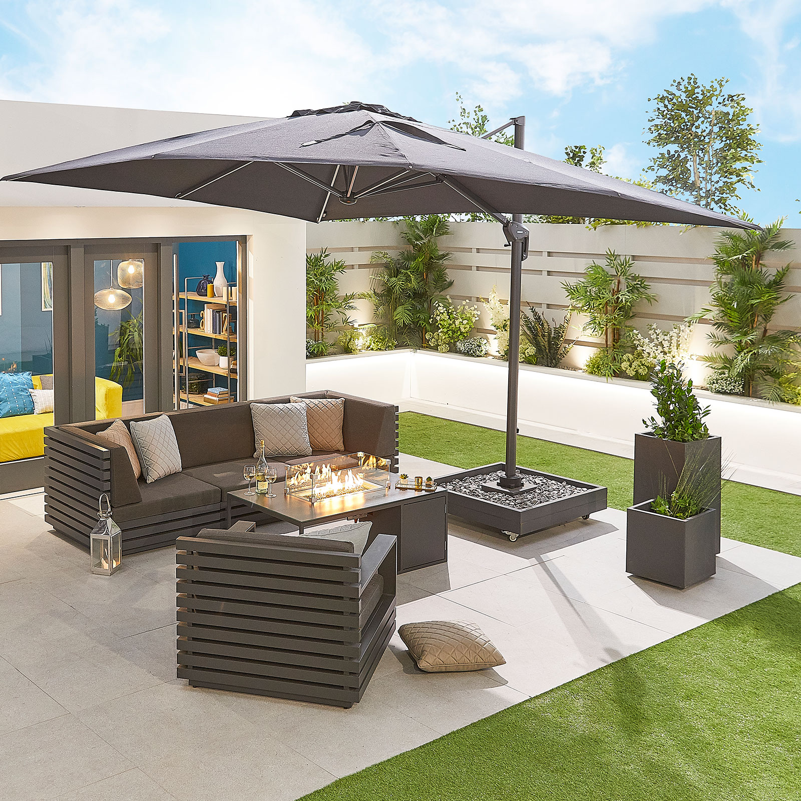 Nova - Galaxy Grey Frame LED Cantilever Parasol - 4m x 3m Rectangular - Grey thumbnail 3
