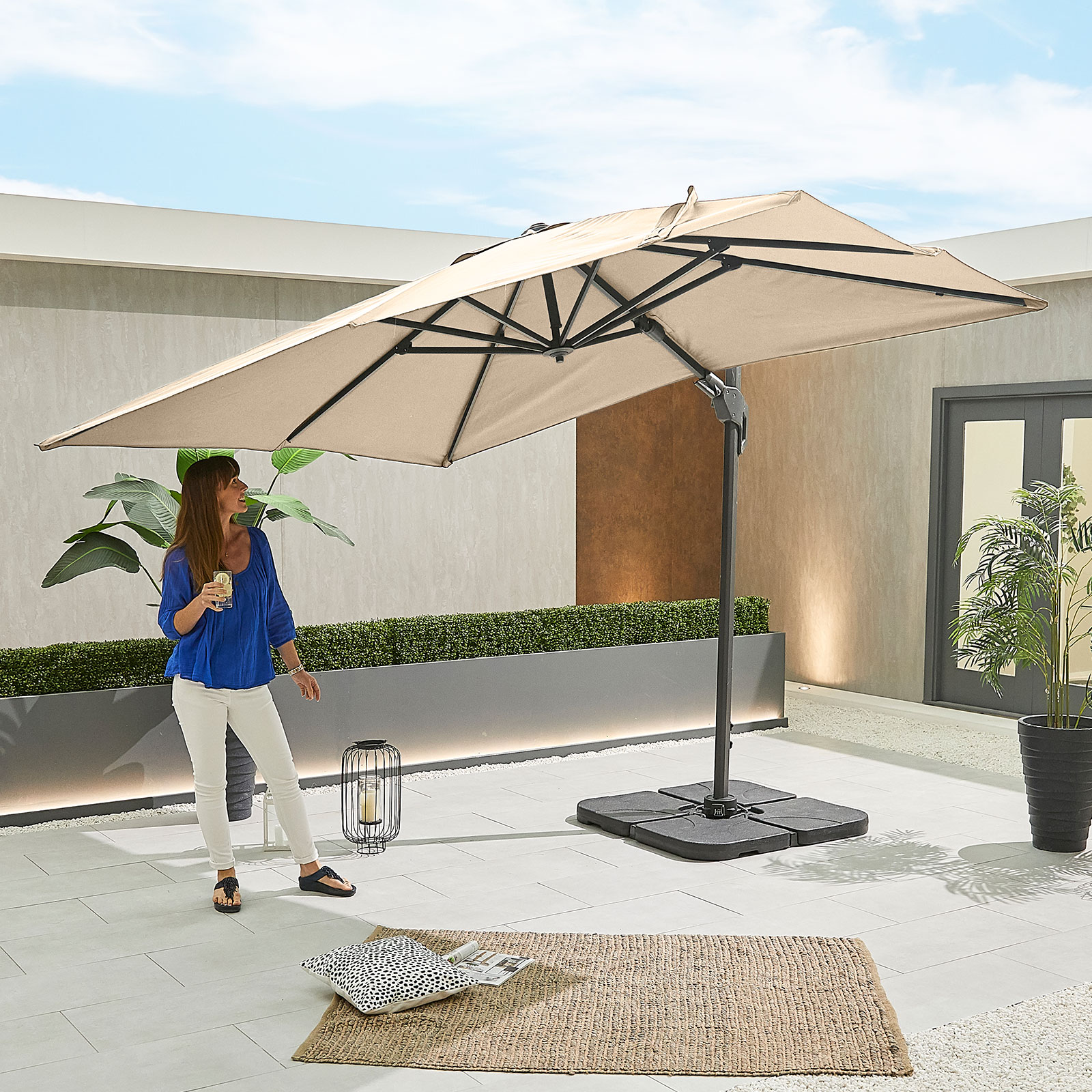 Nova - Genesis Grey Frame Cantilever Parasol - 3m x 2.5m Rectangular - Beige