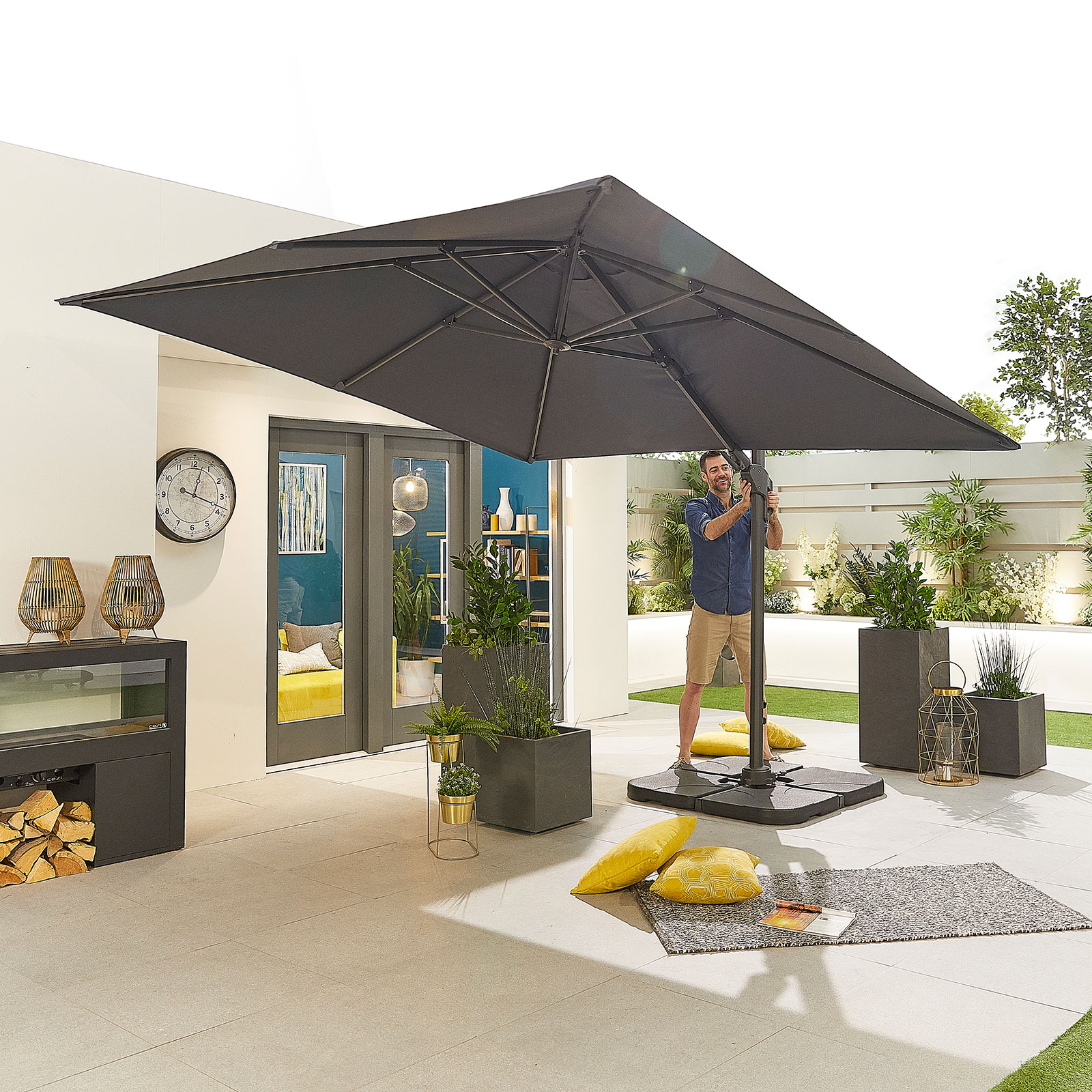 Nova - Cantilever Parasol Base - Sand & Water Fillable - 80kg Slabs thumbnail 3