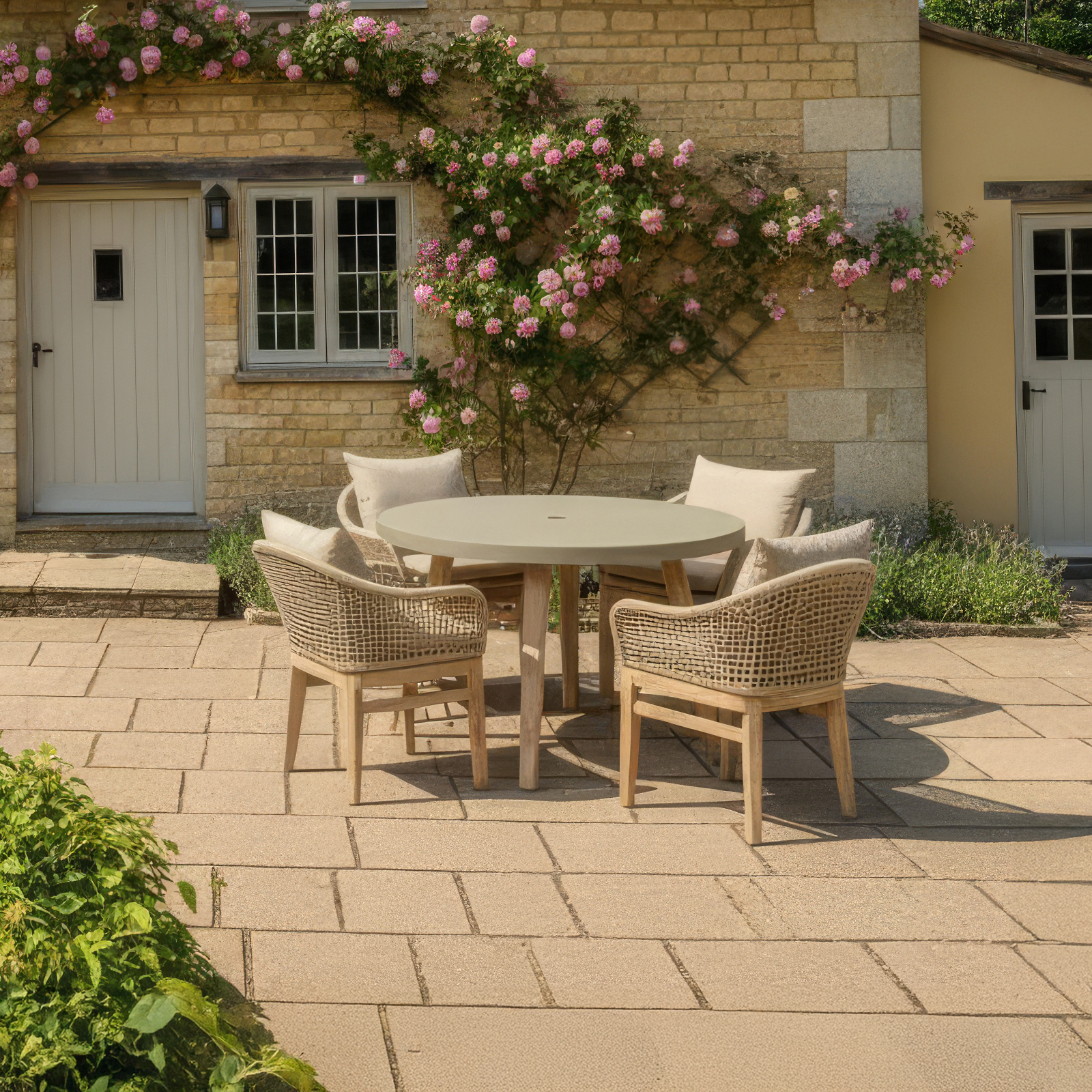 Nova - Summer 4 Seat Dining Set - 1.2m Round Table thumbnail 1