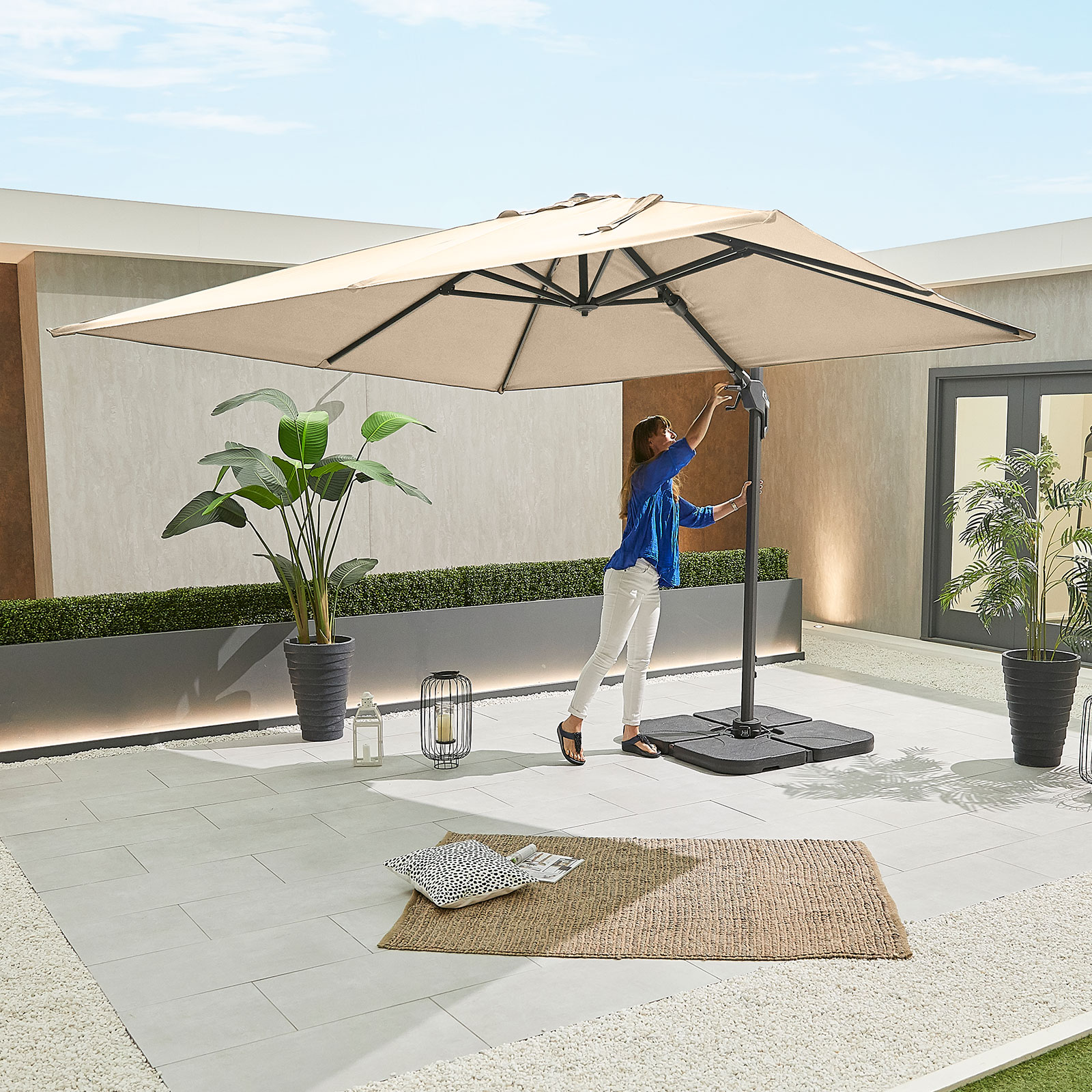 Nova - Genesis Grey Frame Cantilever Parasol - 3m Square - Beige thumbnail 4