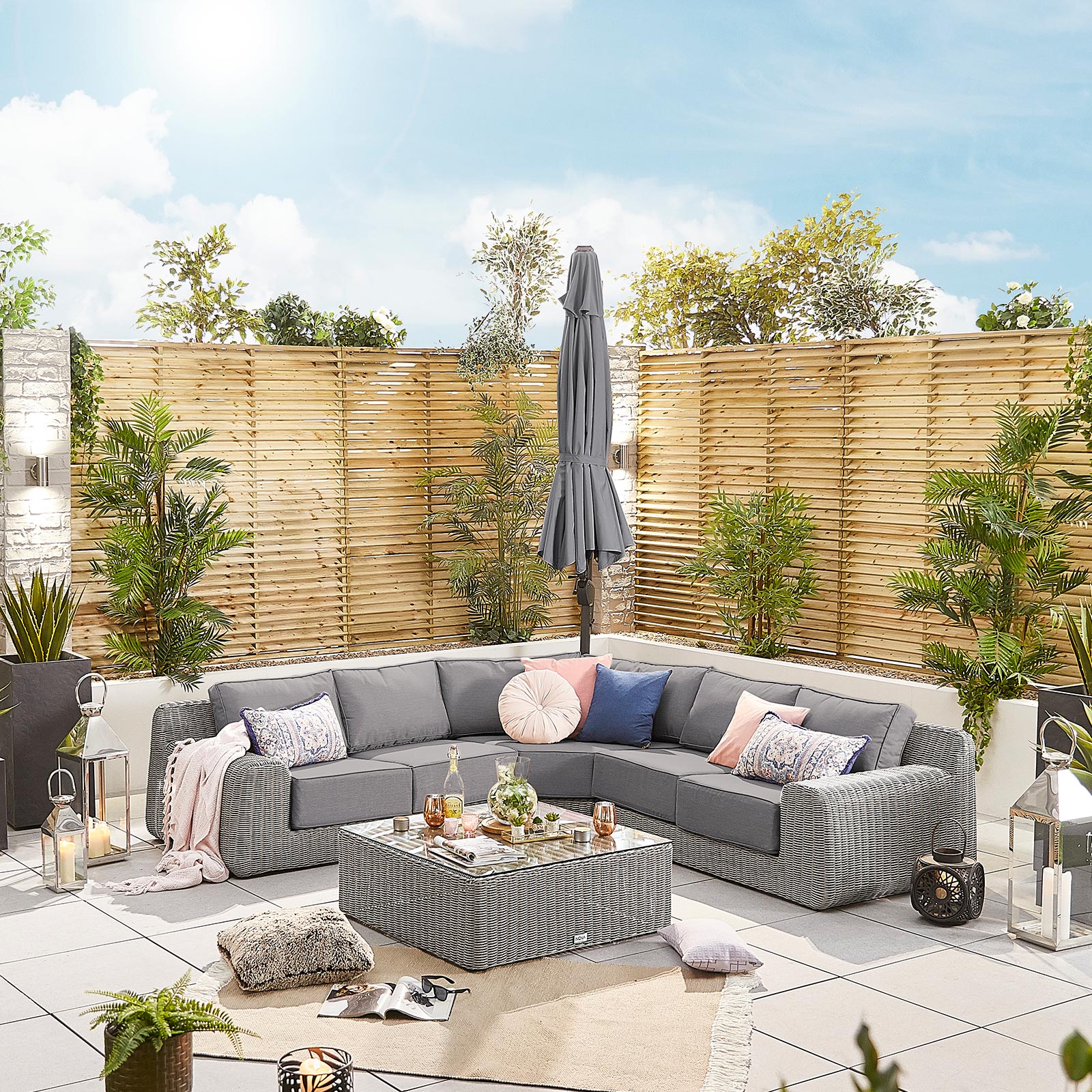 Nova - Galaxy Grey Frame LED Cantilever Parasol - 3.5m Round - Grey thumbnail 8
