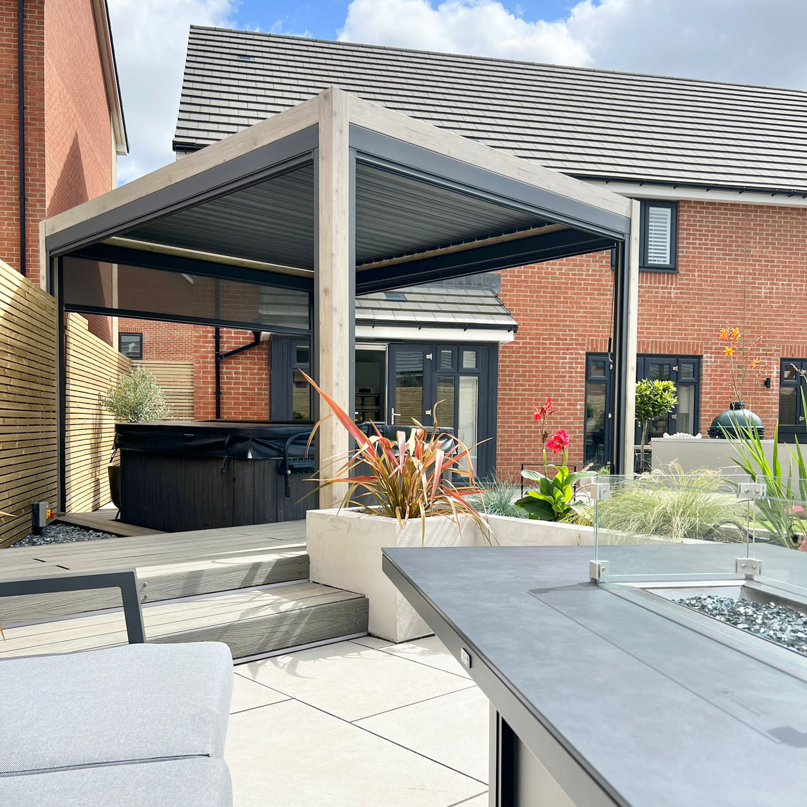 Nova - Titan Freestanding Aluminium Pergola - 4m x 3m Rectangular - Wood Look thumbnail 4
