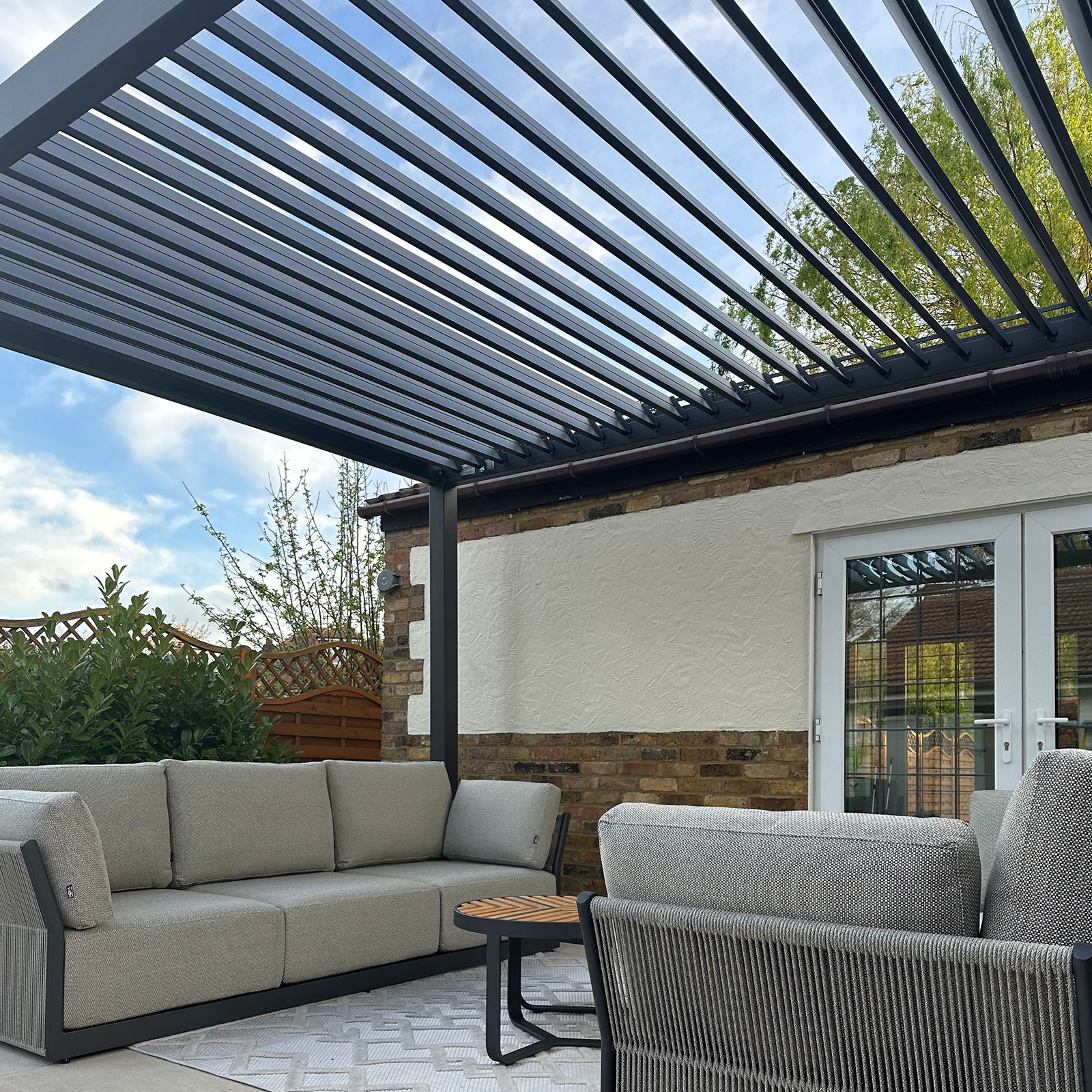 Nova - Titan LED Freestanding Aluminium Pergola - 4m x 3m Rectangular - Grey thumbnail 4