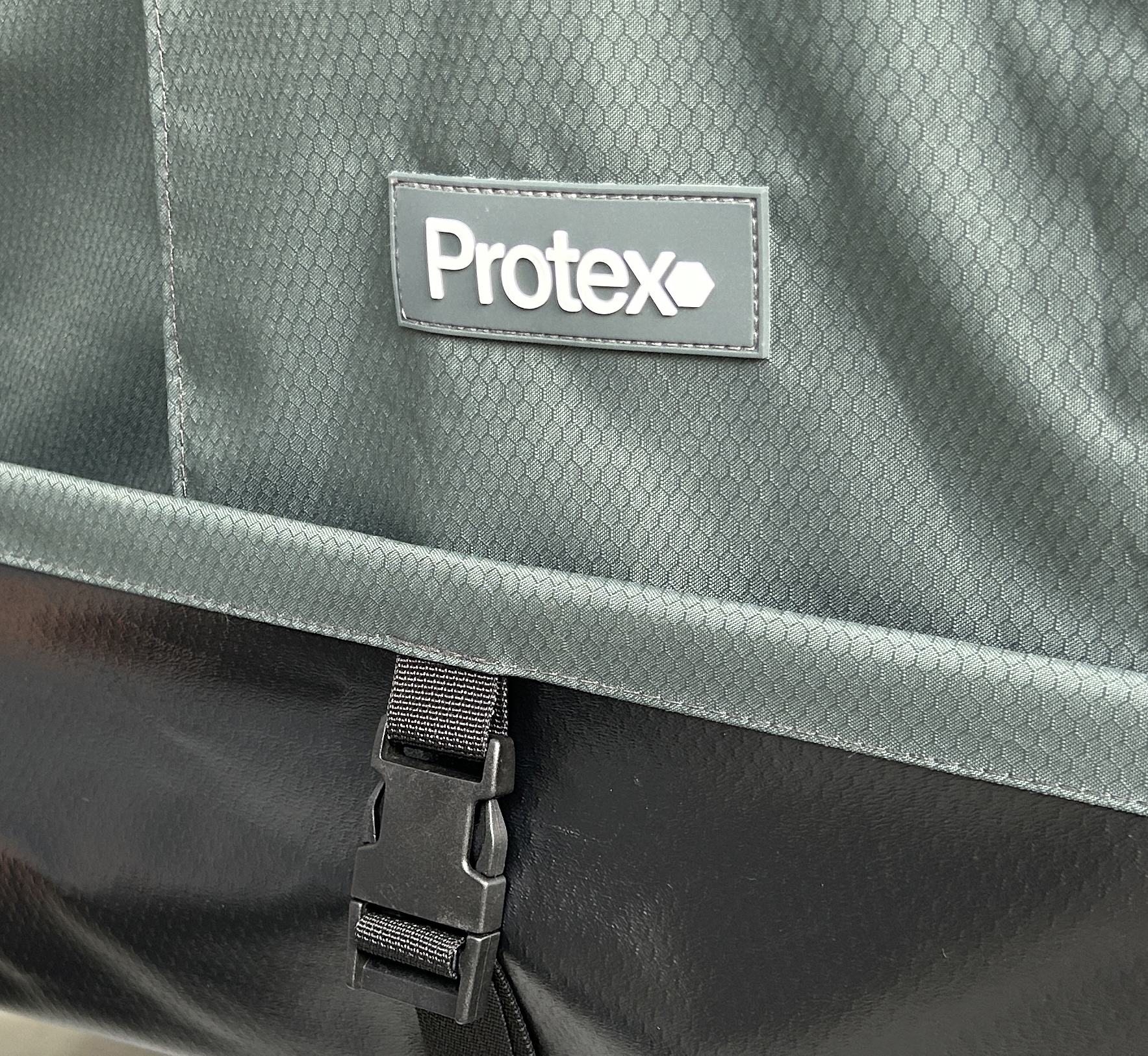 Protex - 6 Seat Rectangular Dining Set Cover thumbnail 7