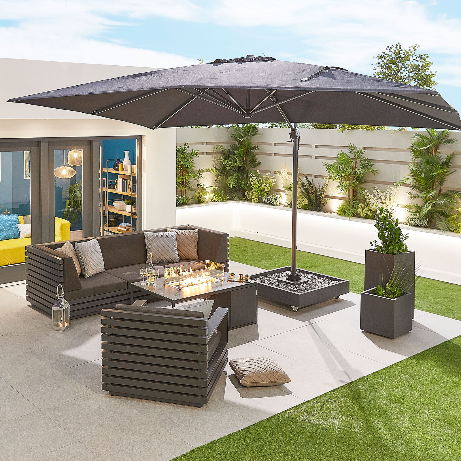 Nova - Galaxy Grey Frame LED Cantilever Parasol - 4m x 3m Rectangular - Grey thumbnail 2
