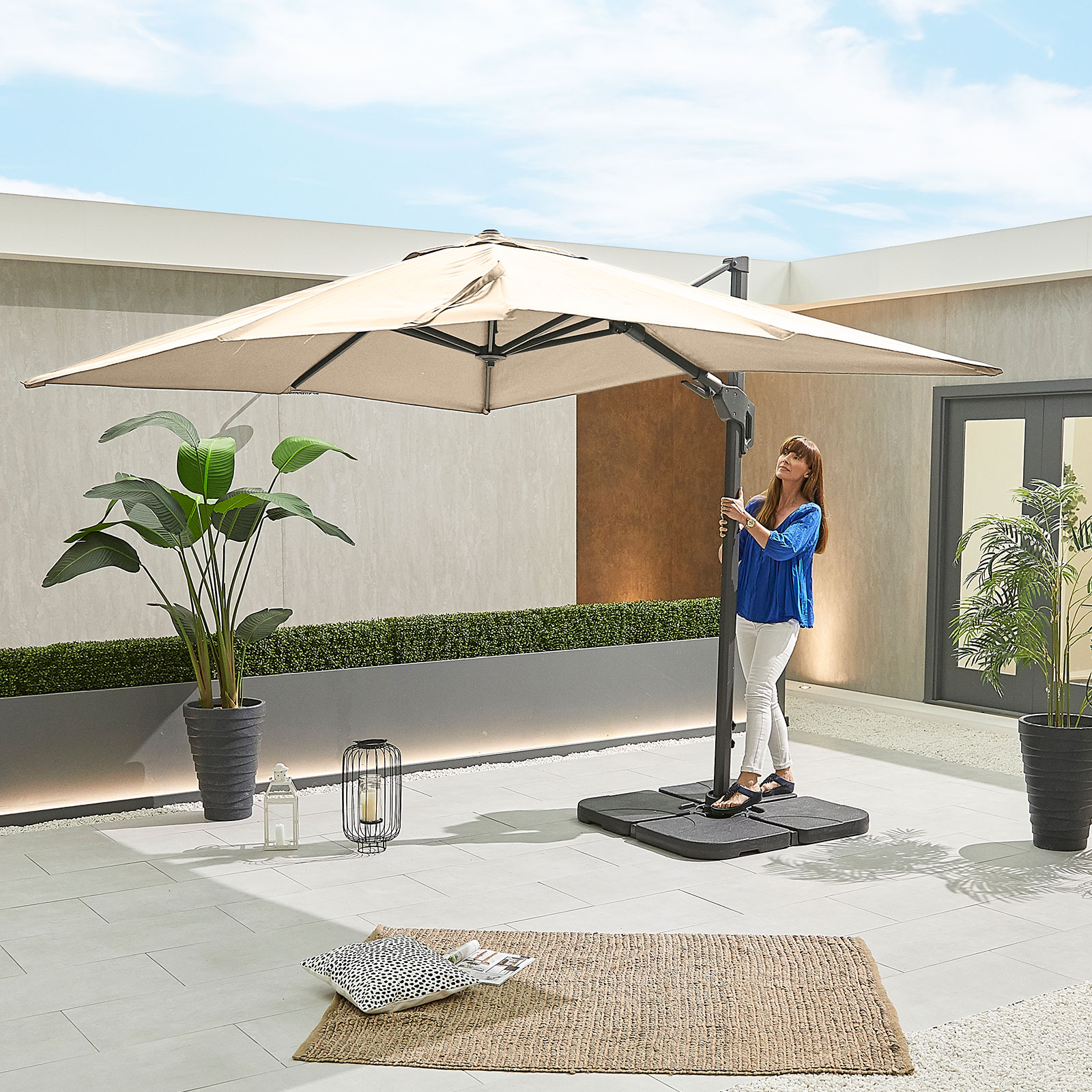Nova - Genesis Grey Frame Cantilever Parasol - 3m x 2.5m Rectangular - Beige thumbnail 5