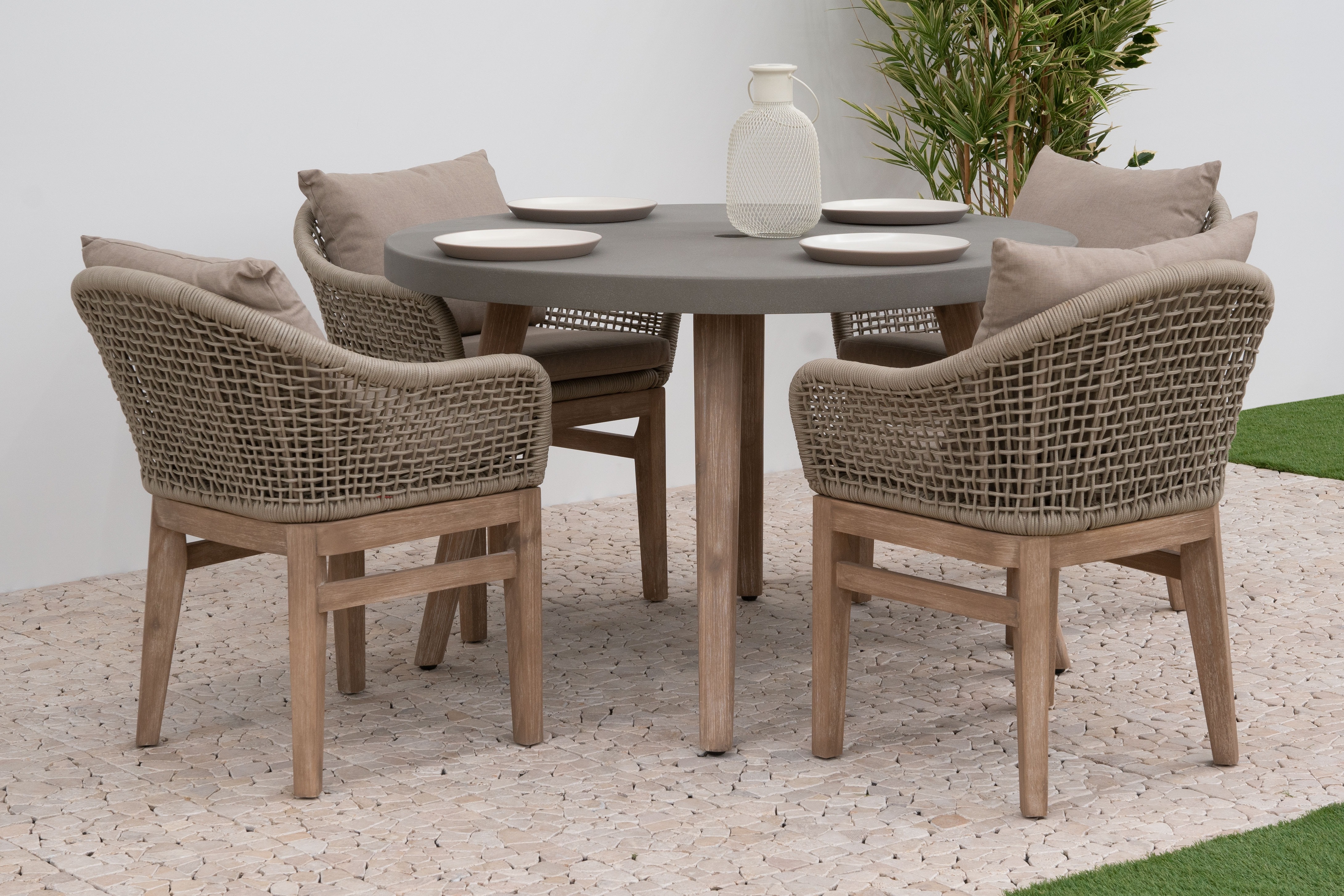 Nova - Summer 4 Seat Dining Set - 1.2m Round Table thumbnail 4