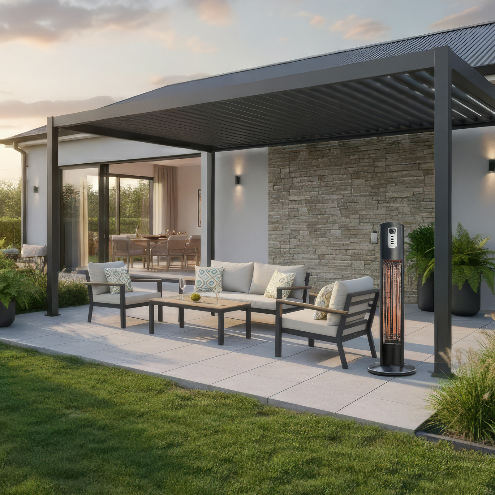 Nova - Helios Outdoor Pedestal Heater